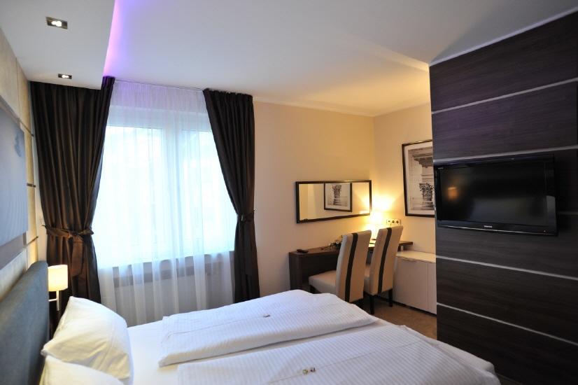 Hotel Bergischer Hof Ratingen Extérieur photo